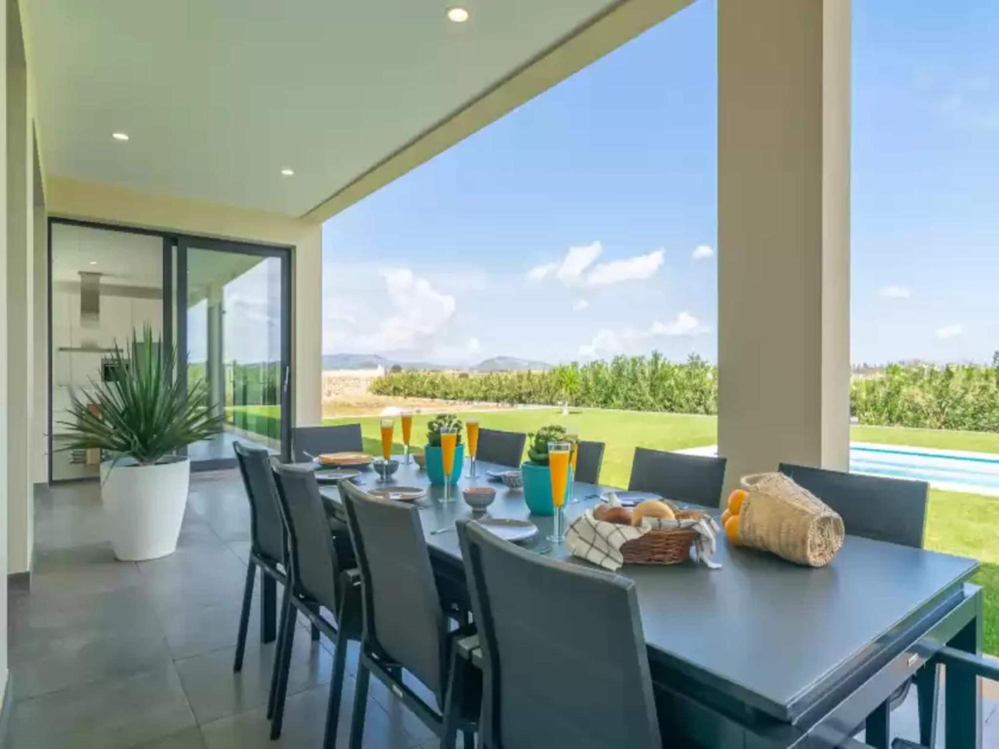 Astonishing With Private Pool Villa *